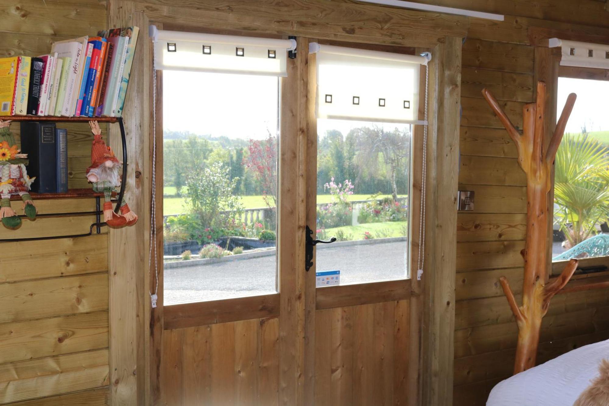 The Cabin Pipershill Newtownbutler Bagian luar foto